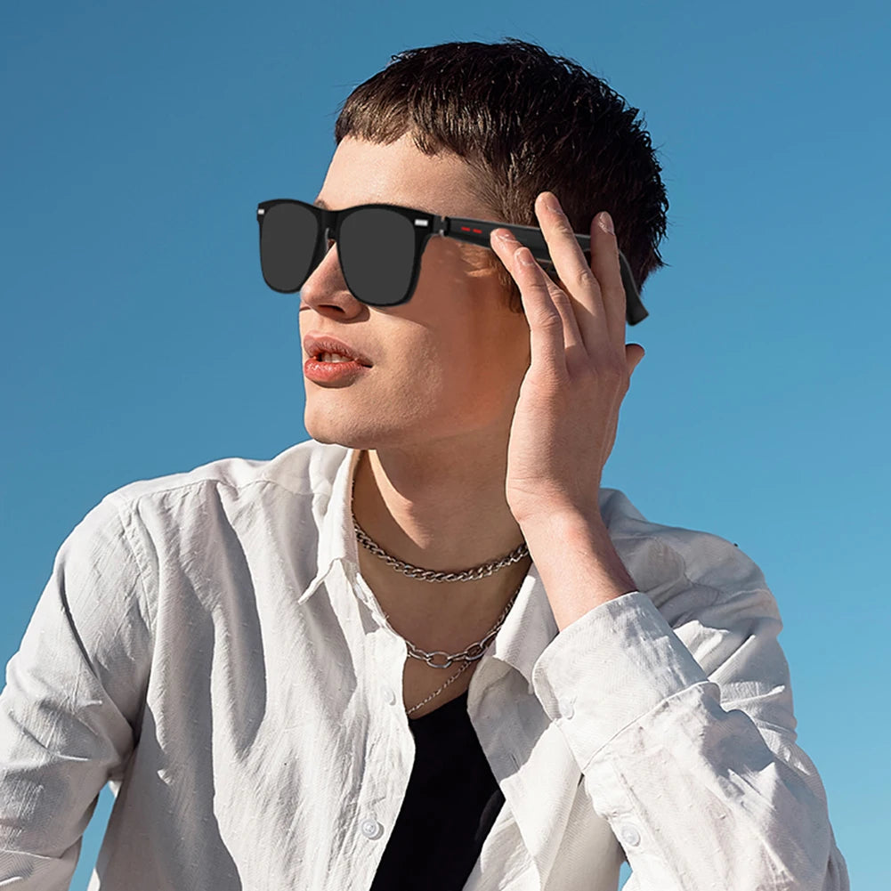 Smart Glasses With AI Voice Assistant