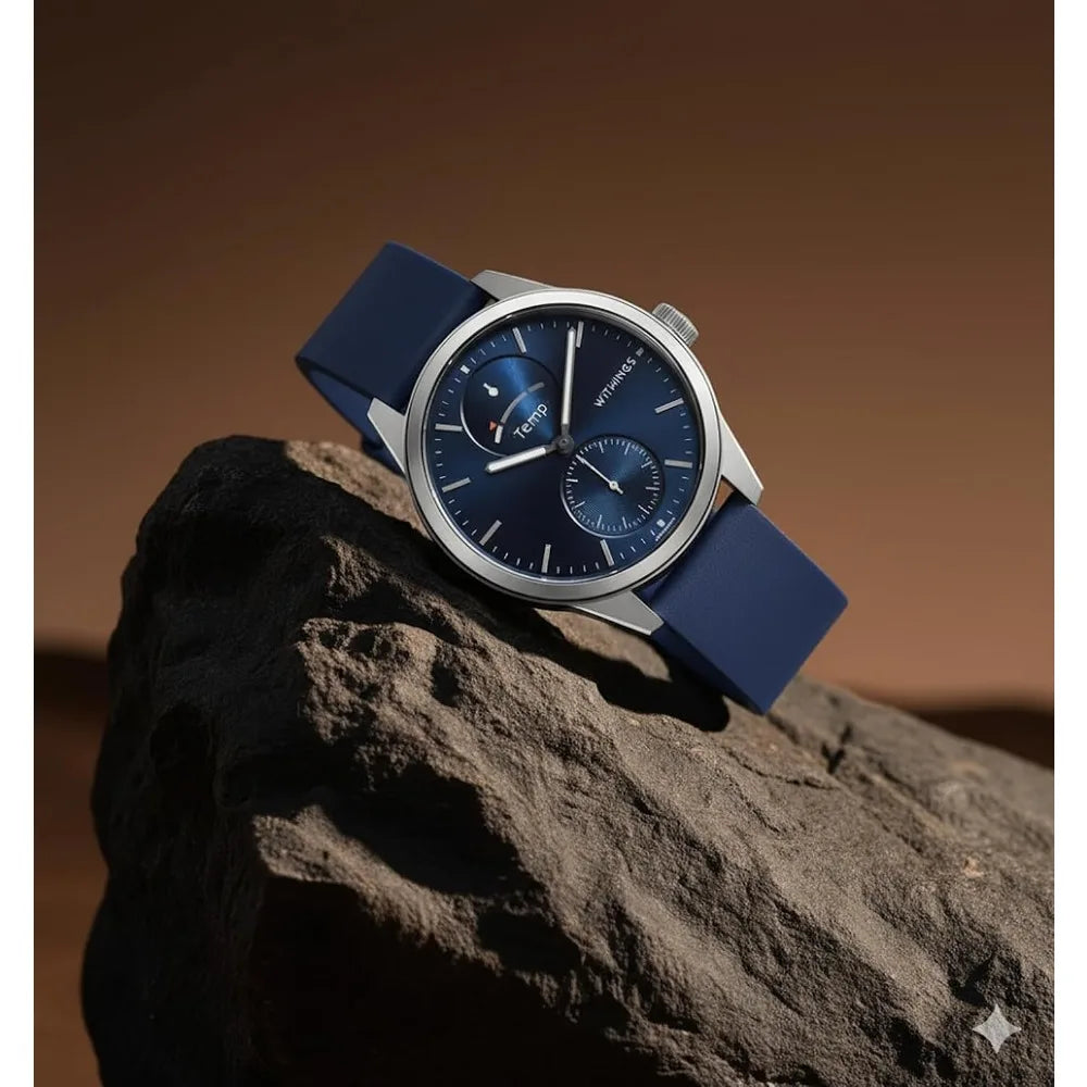Hybrid Tracking Smart Watch
